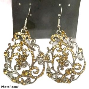 🔥2/$30🔥Winter Garden Brown Earring